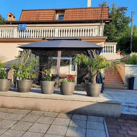 Stella House Mreznica Apartment Duga Resa Exterior foto